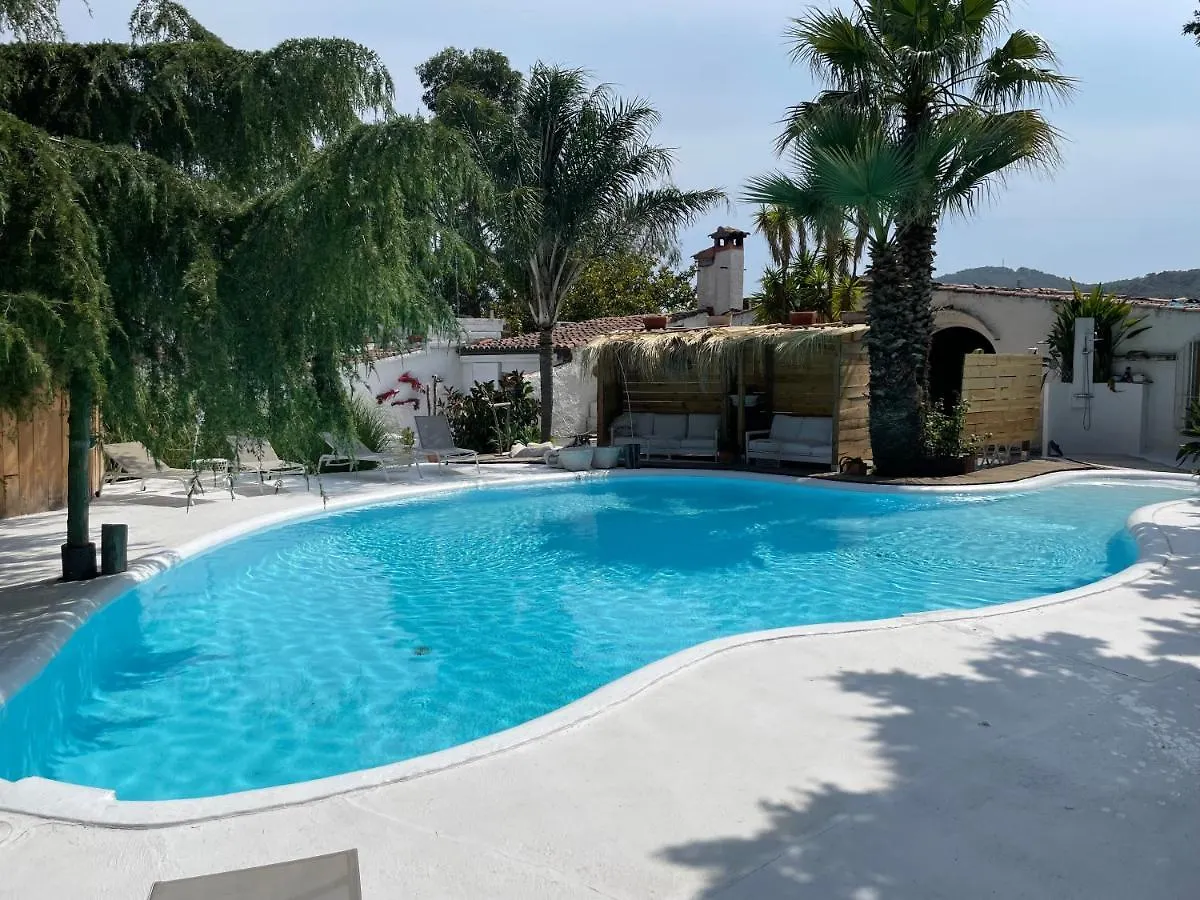 Le Rondini- Solo Adultos Hotell Montrás
