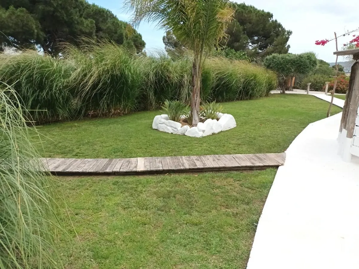 Le Rondini- Solo Adultos Hotell Montrás Spanien