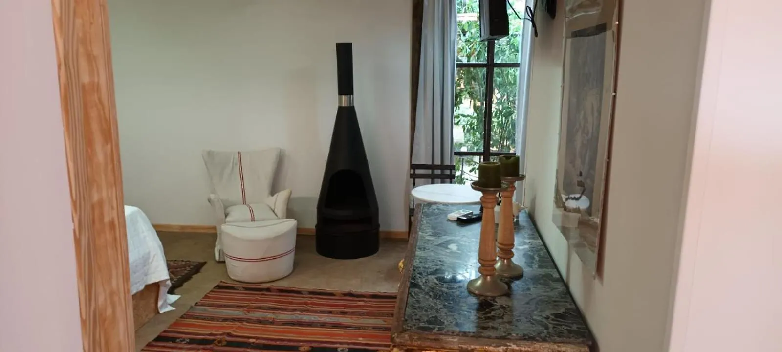Le Rondini- Solo Adultos Hotell Montrás
