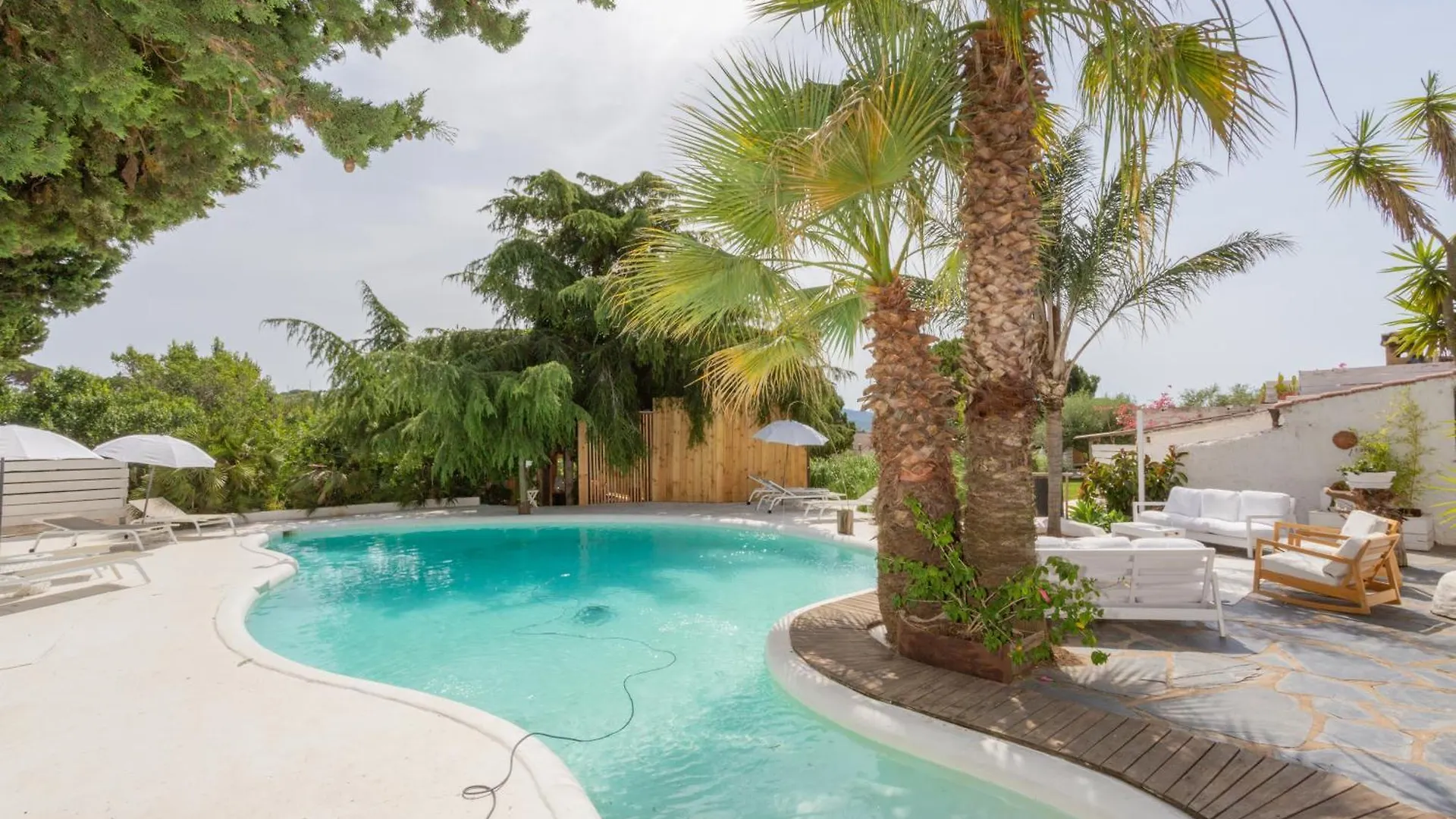 Le Rondini- Solo Adultos Hotell Montrás 0*,  Spanien