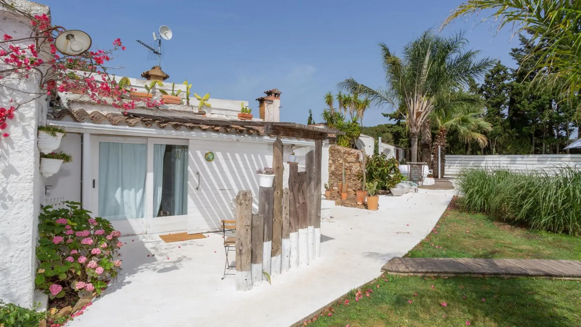 Hotel Le Rondini- Solo Adultos à Montrás