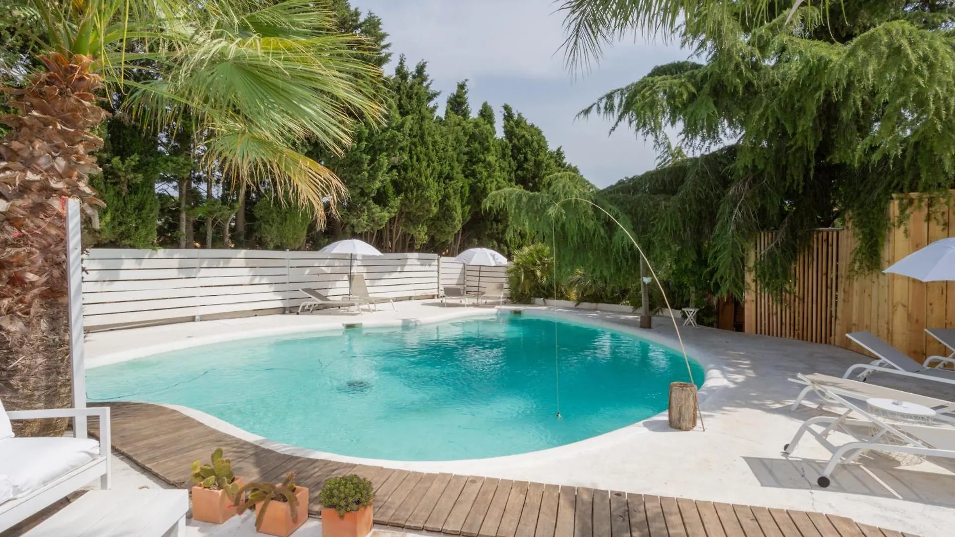 Le Rondini- Solo Adultos Hotell Montrás