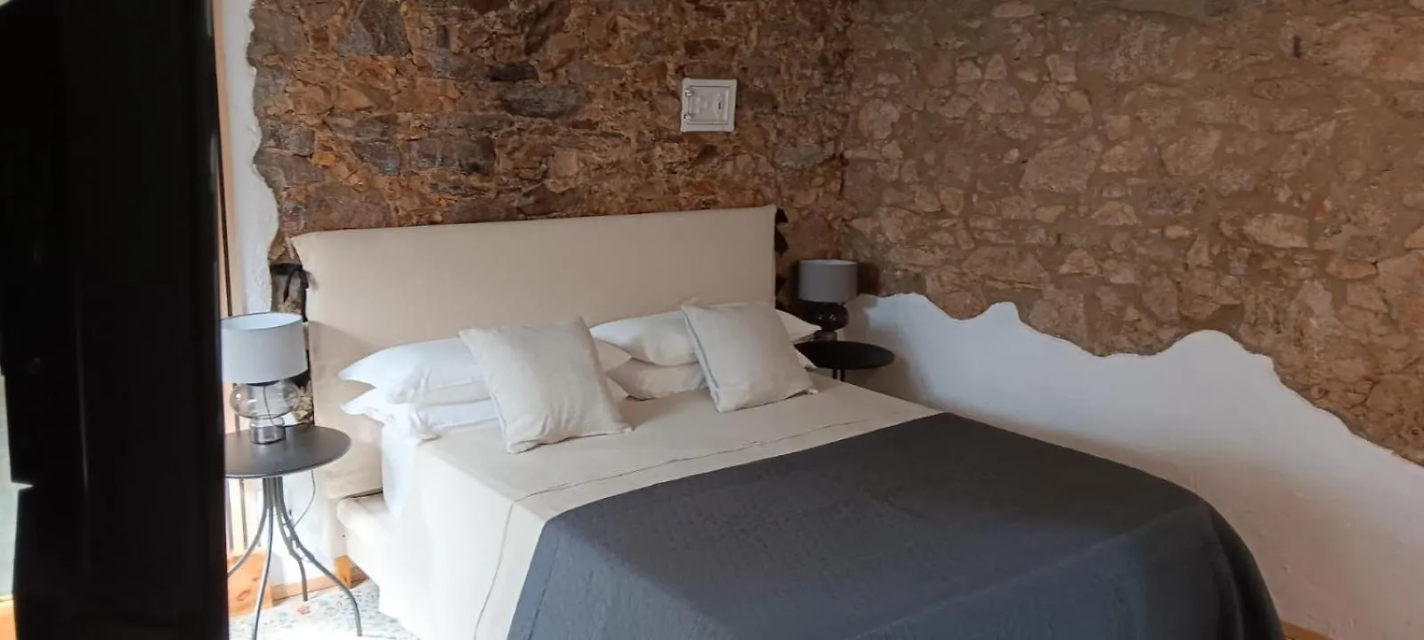 Hotel Le Rondini- Solo Adultos à Montrás 0*,  Espagne