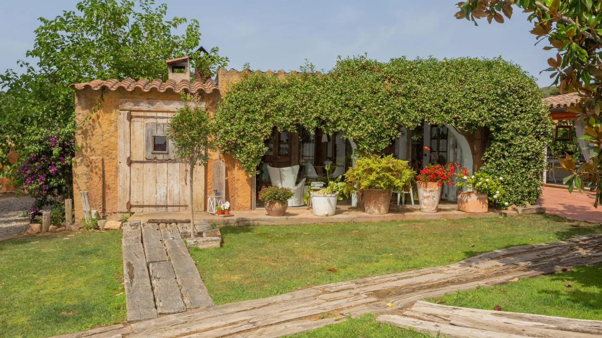 Le Rondini- Solo Adultos Hotel Montras